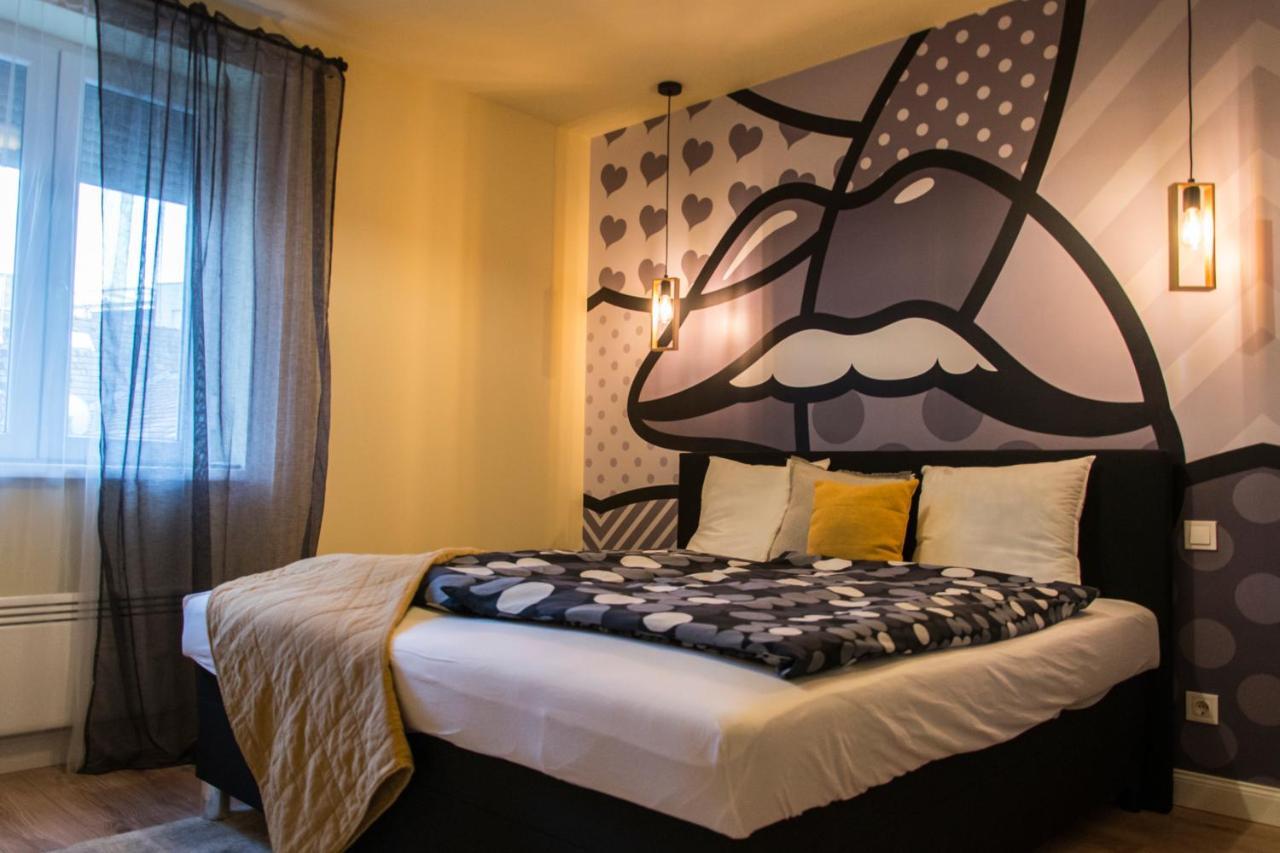 Danubio****2 Bedrooms-Be In The Center Of It All! Budapest Eksteriør billede